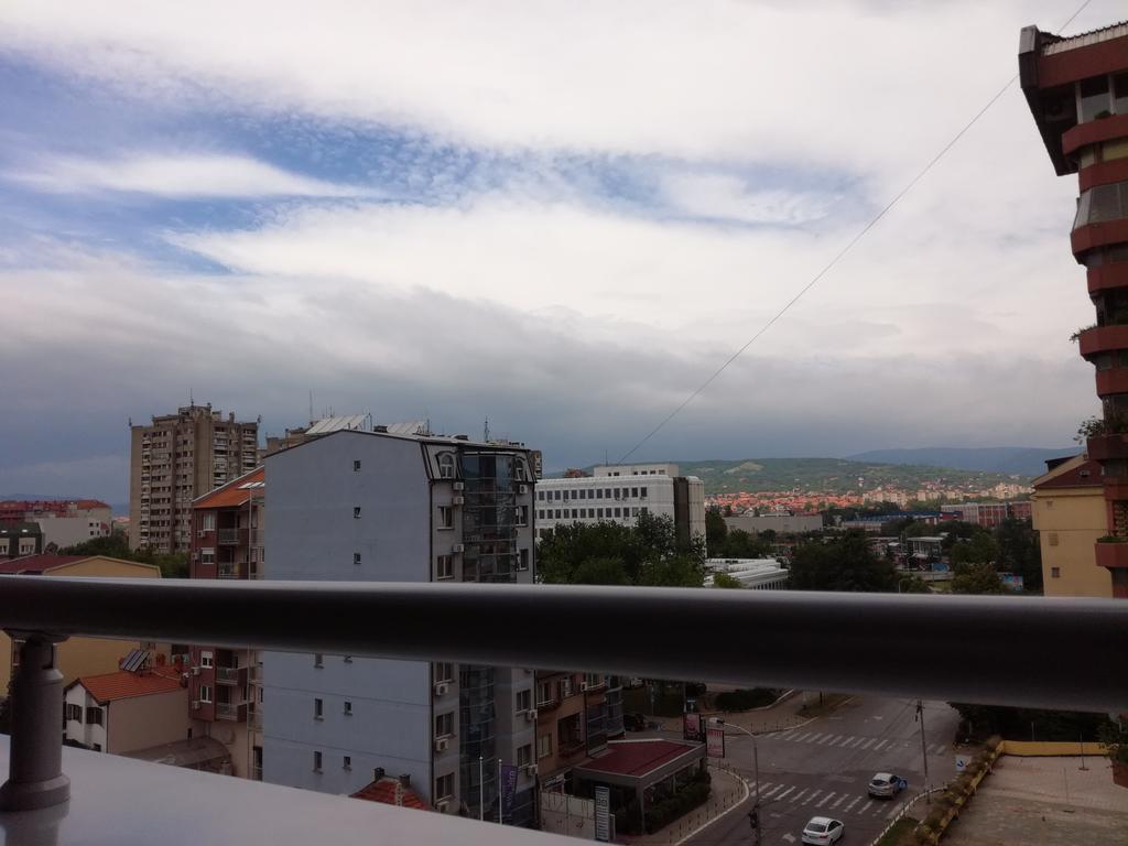 Naissa Apartment Nisz Zewnętrze zdjęcie